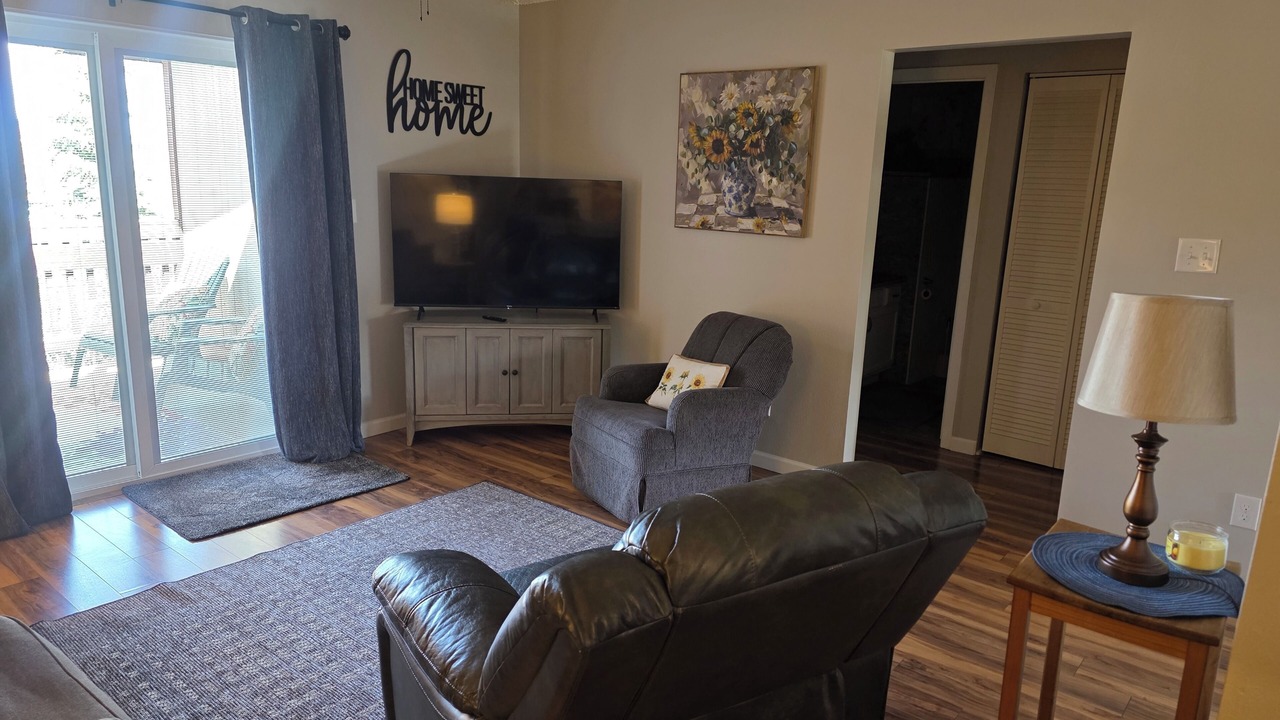 Photo of Livingroom in Helena