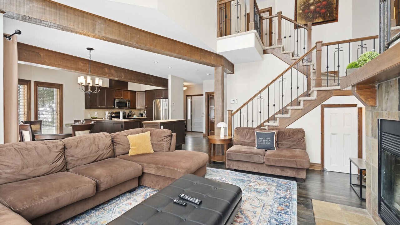 Photo of Livingroom in Mont-Tremblant