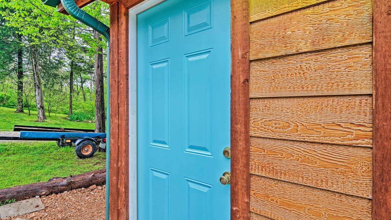 Photo of Outdoor in Golden
