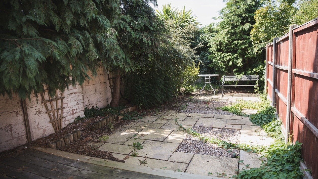 Photo of Outdoor in Aylestone