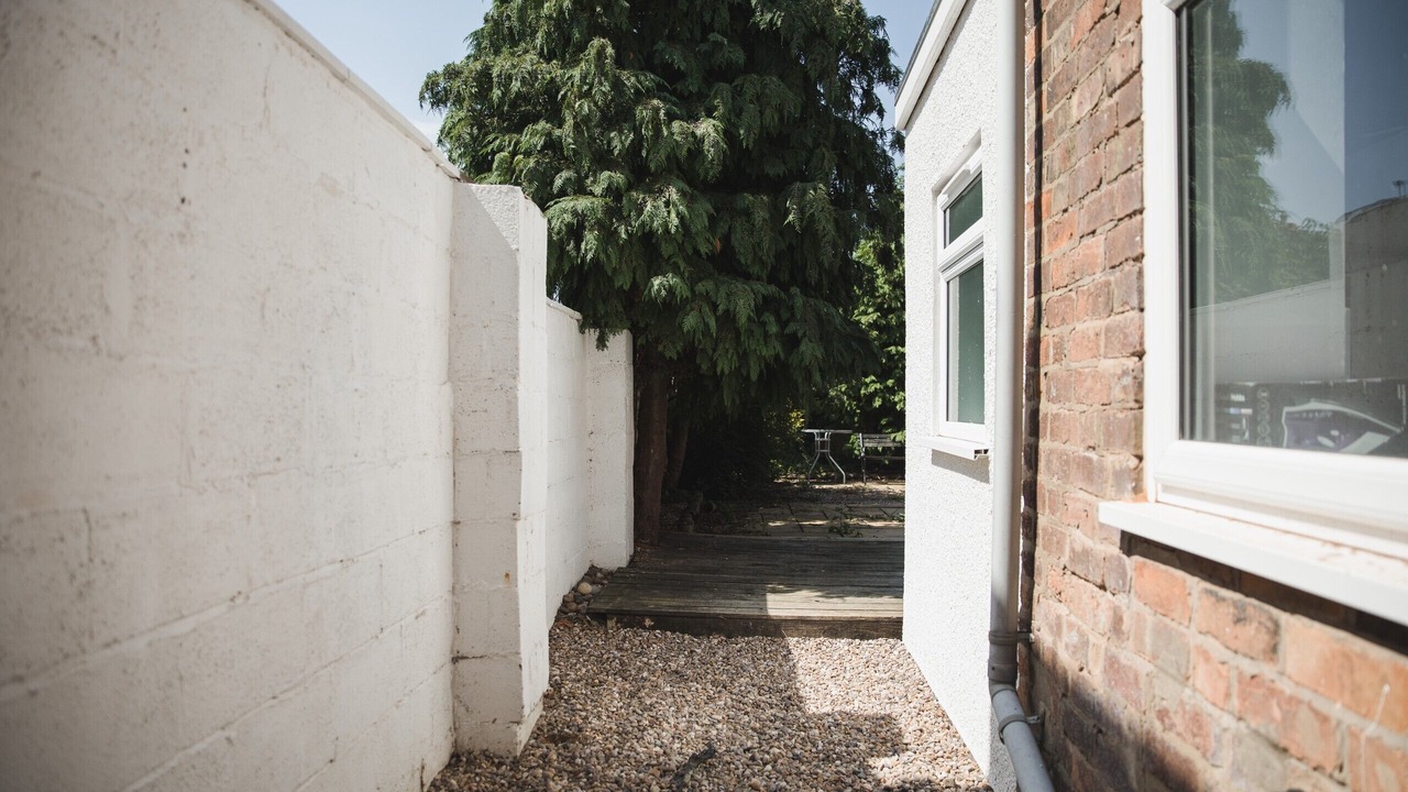 Photo of Outdoor in Aylestone