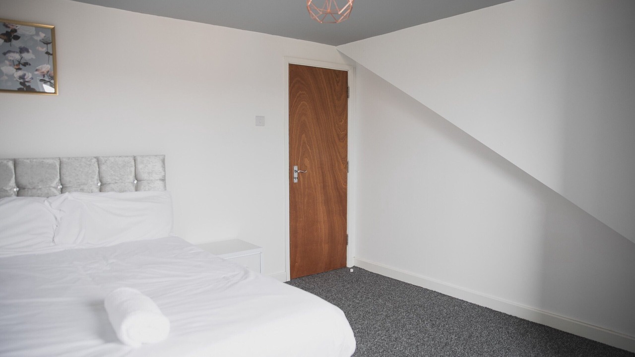 Photo of Bedroom in Aylestone