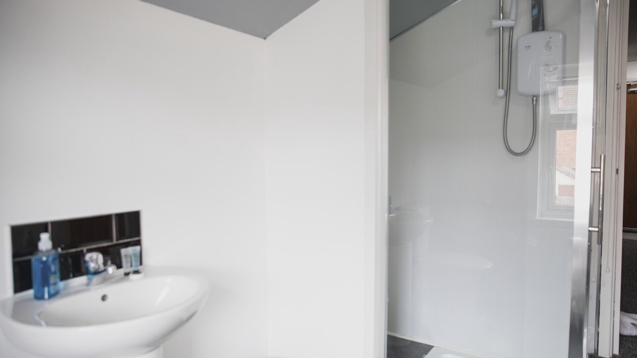 Photo of Bathroom in Aylestone