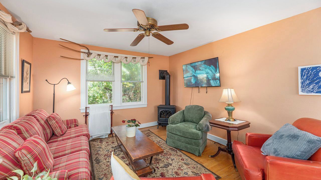 Photo of Livingroom in Hot Springs