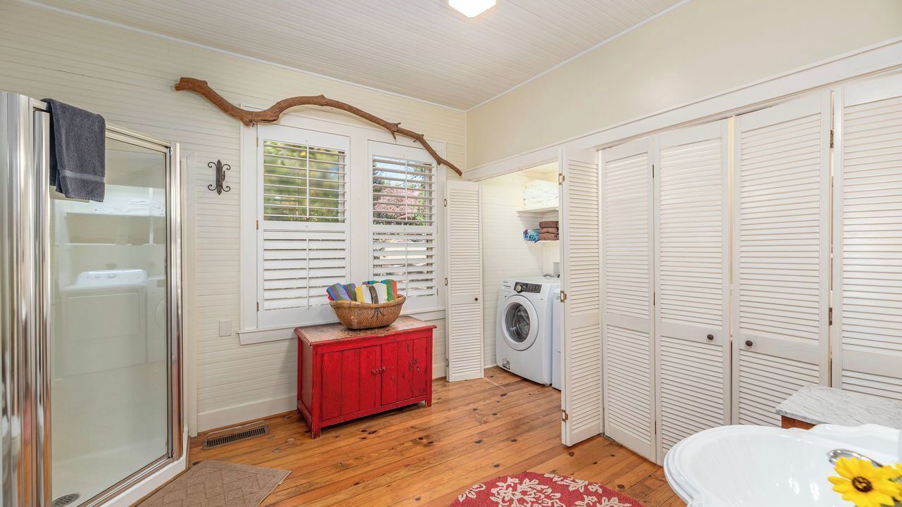 Photo of Bathroom in Hot Springs