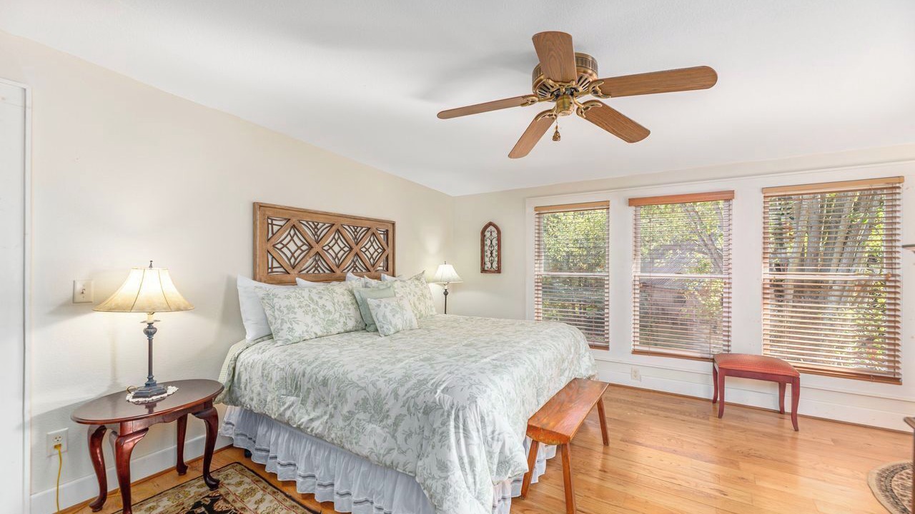 Photo of Bedroom in Hot Springs