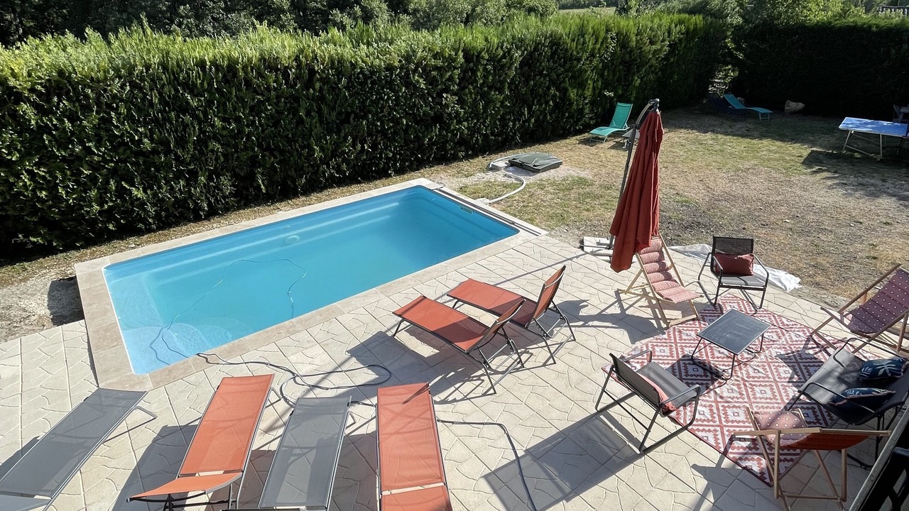 Photo of Outdoor in Laval-Saint-Roman