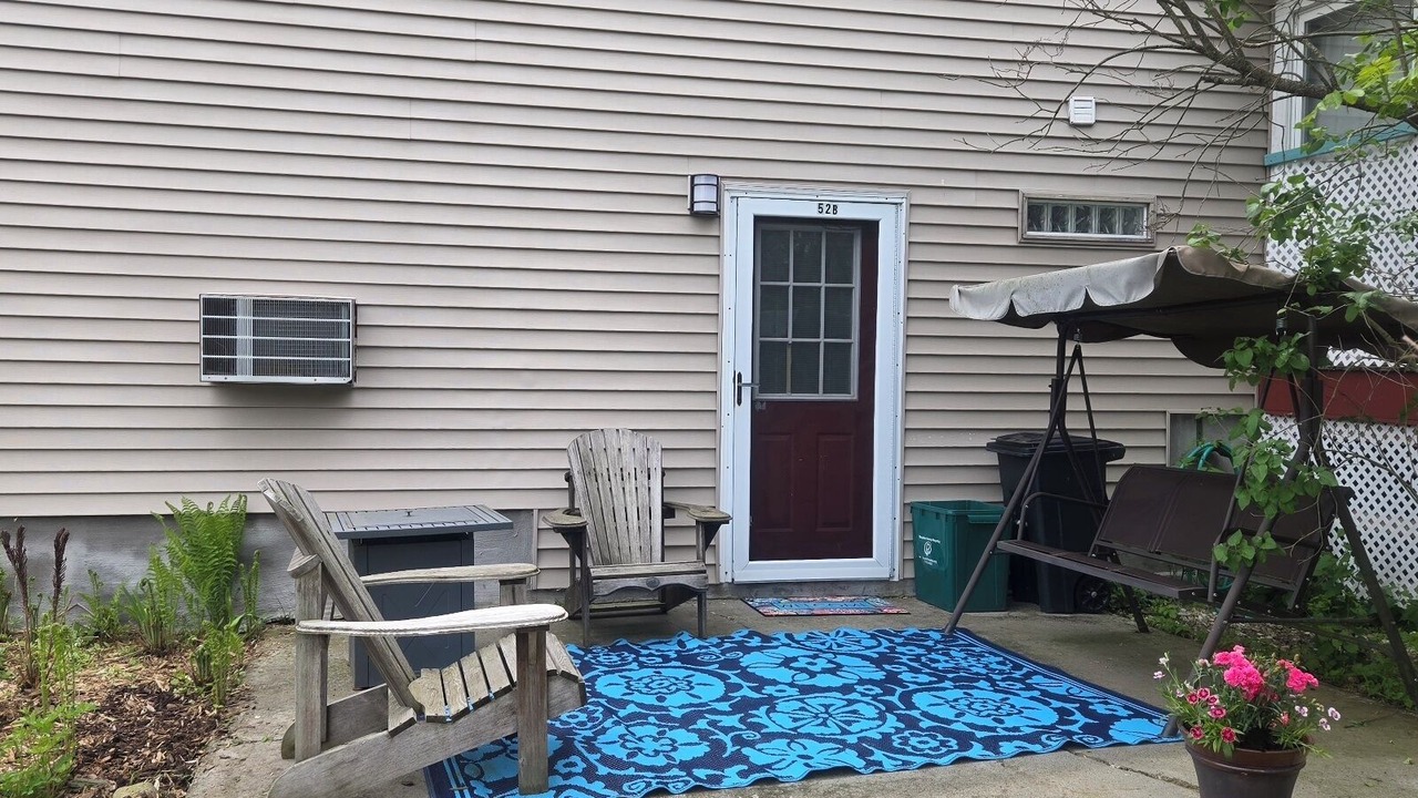 Photo of Patio Balcony in Danby