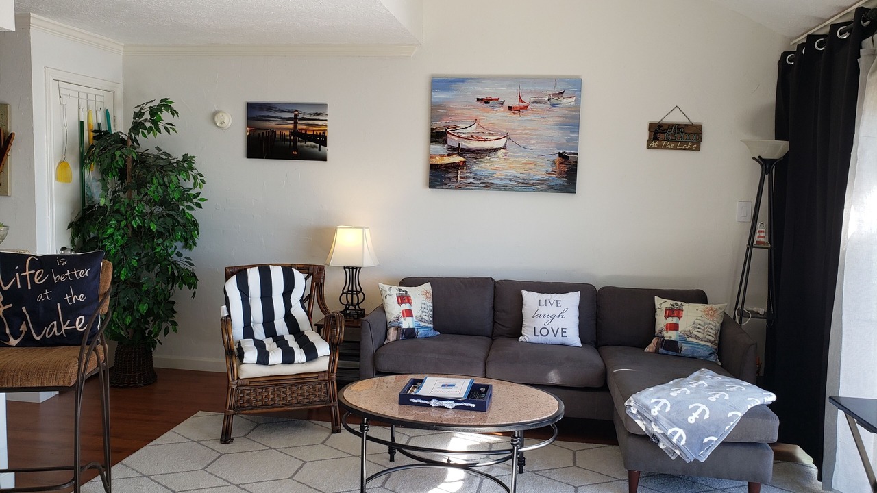 Photo of Livingroom in Seven Coves