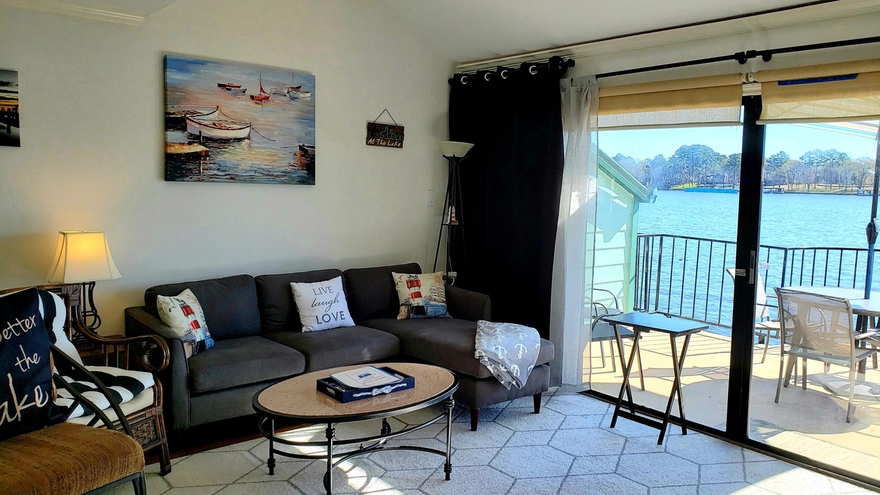 Photo of Livingroom in Seven Coves