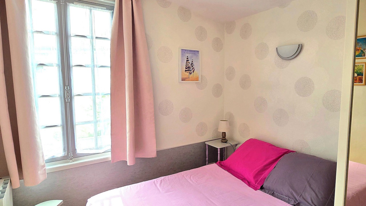 Photo of Bedroom in Le Home