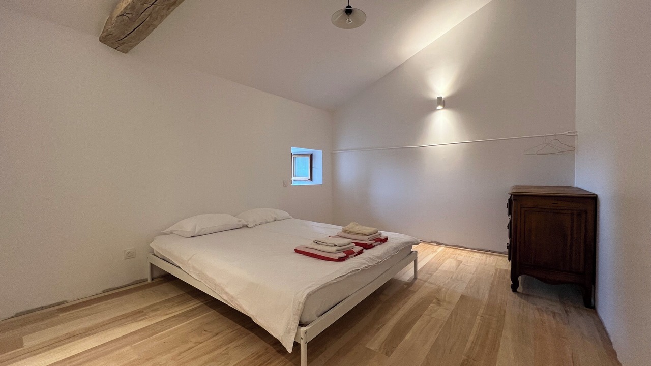 Photo of Bedroom in Poullignac