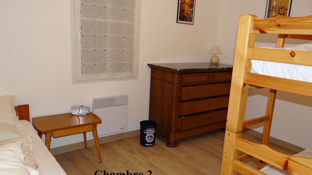 Photo of Bedroom in Brem Sur Mer