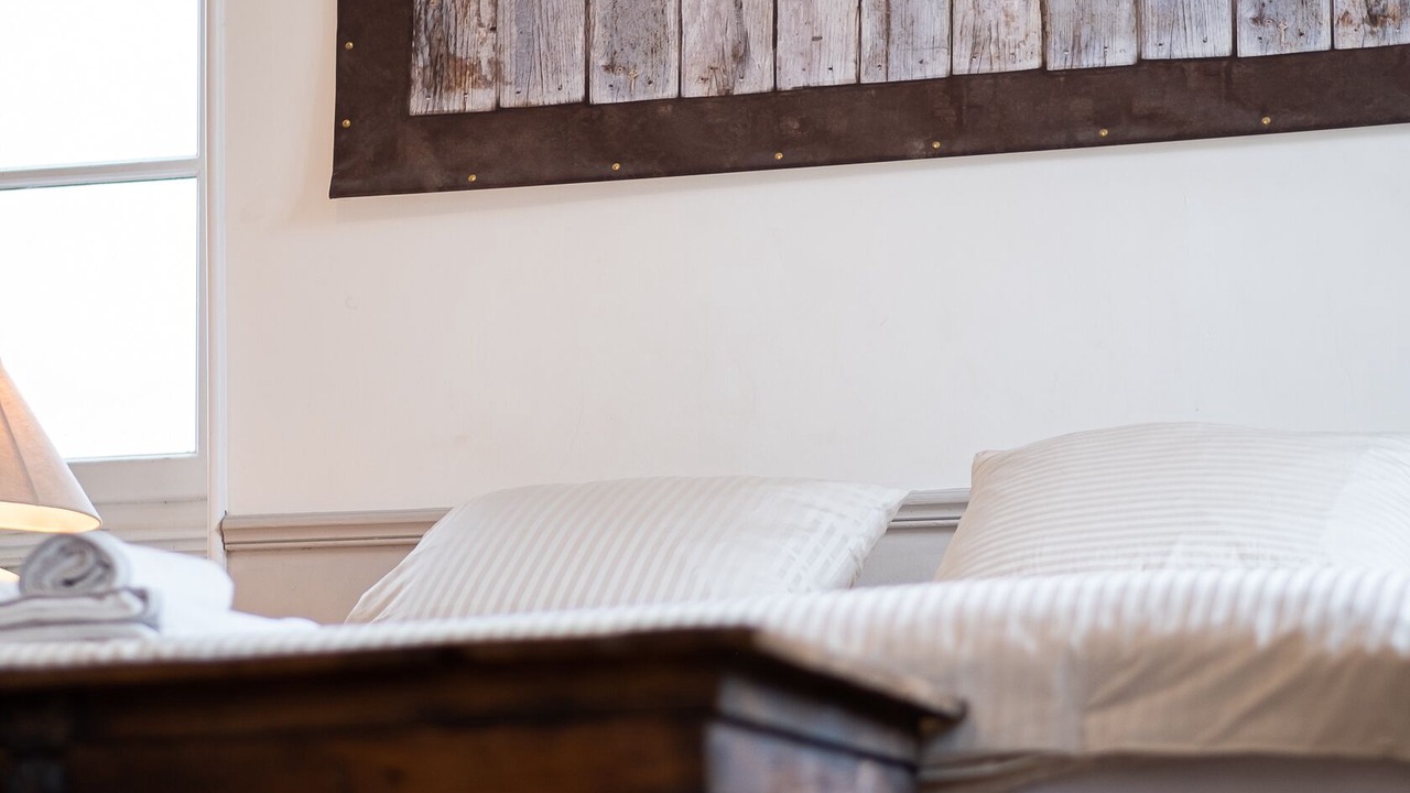 Photo of Bedroom in Castelnau-de-Montmiral