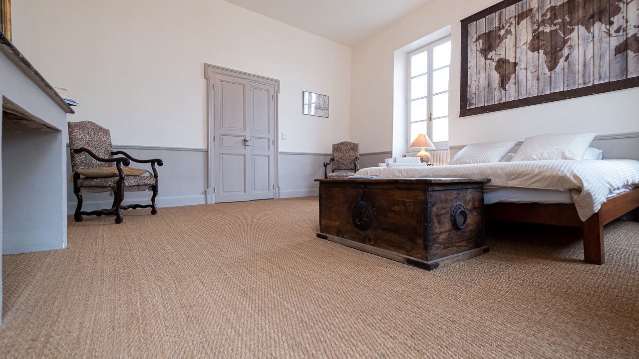 Photo of Bedroom in Castelnau-de-Montmiral