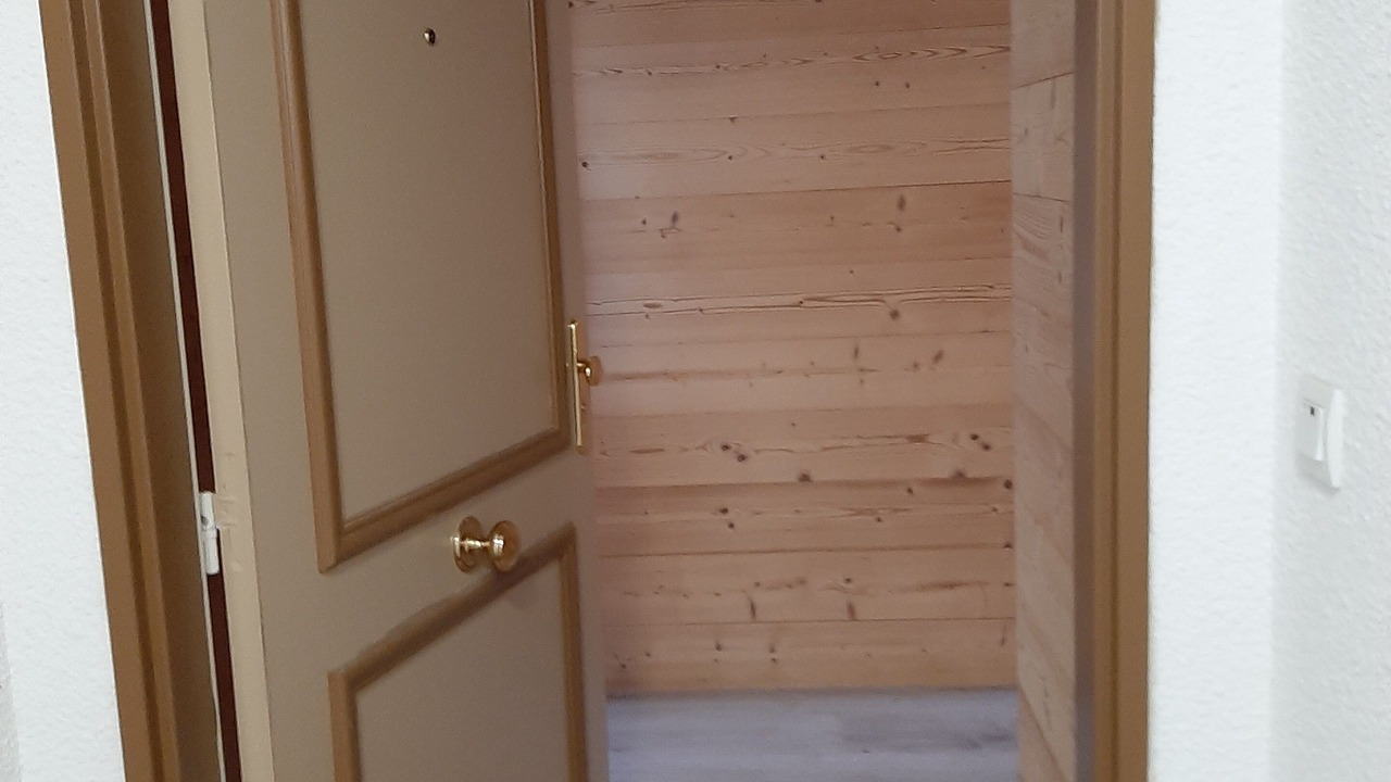 Photo of Others in Peone