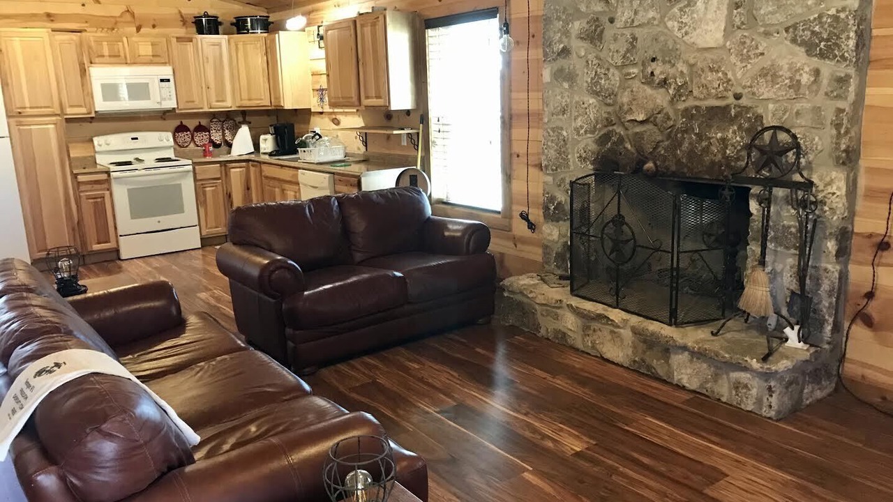 Photo of Livingroom in Leakey
