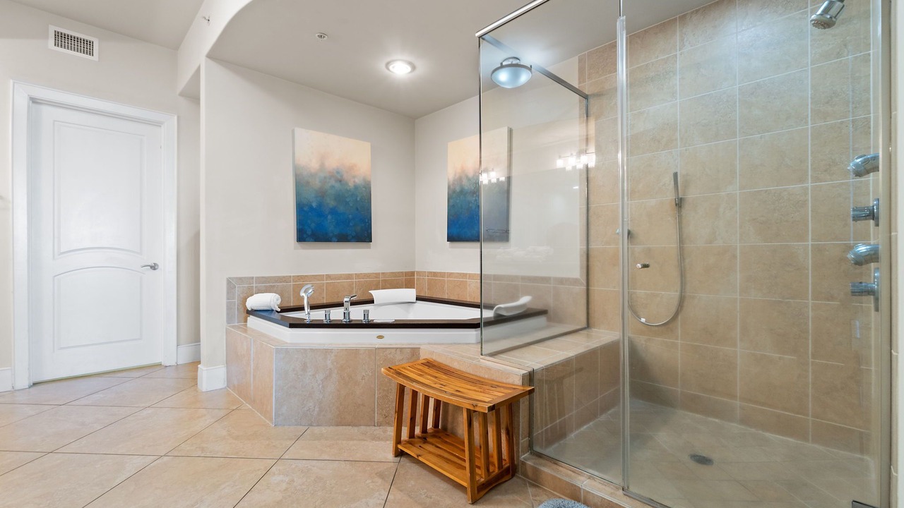 Photo of Bathroom in Orange Beach