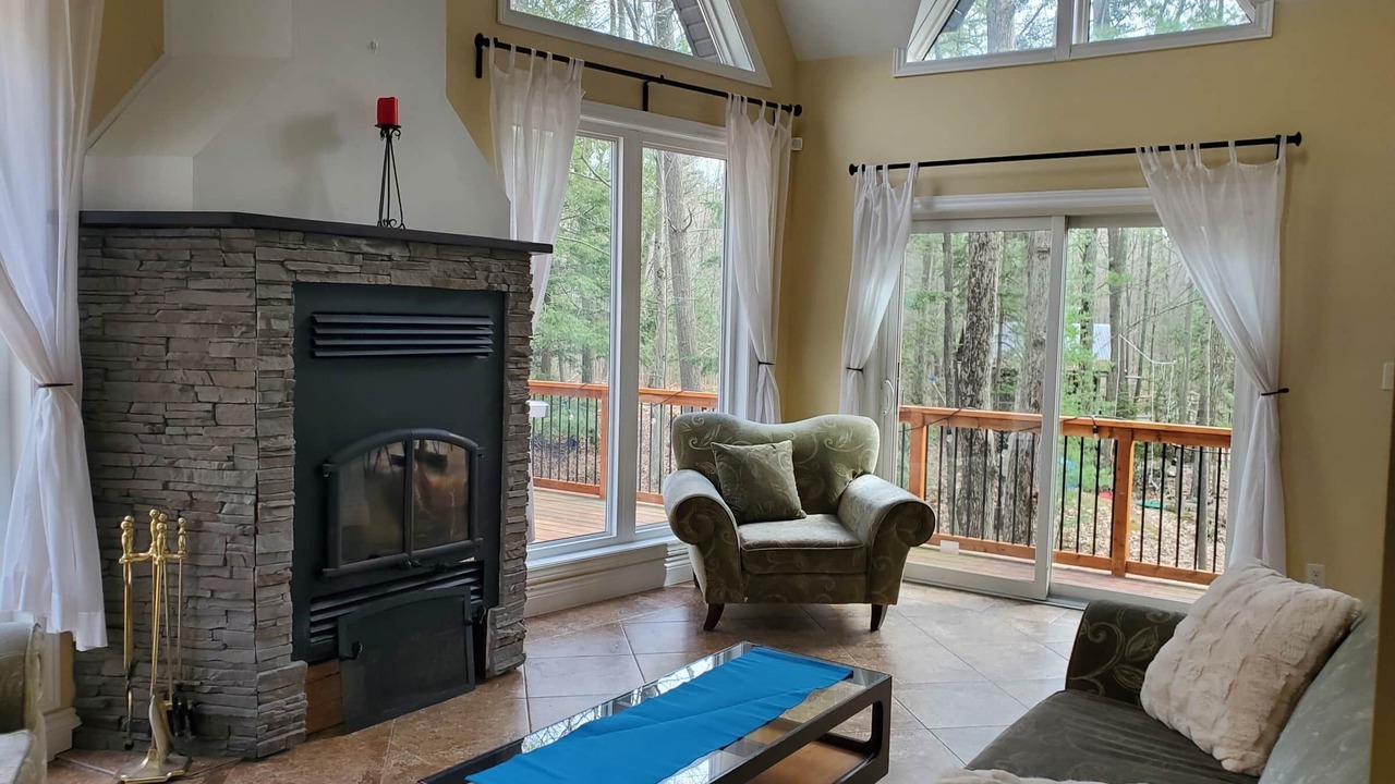 Photo of Livingroom in Tiny