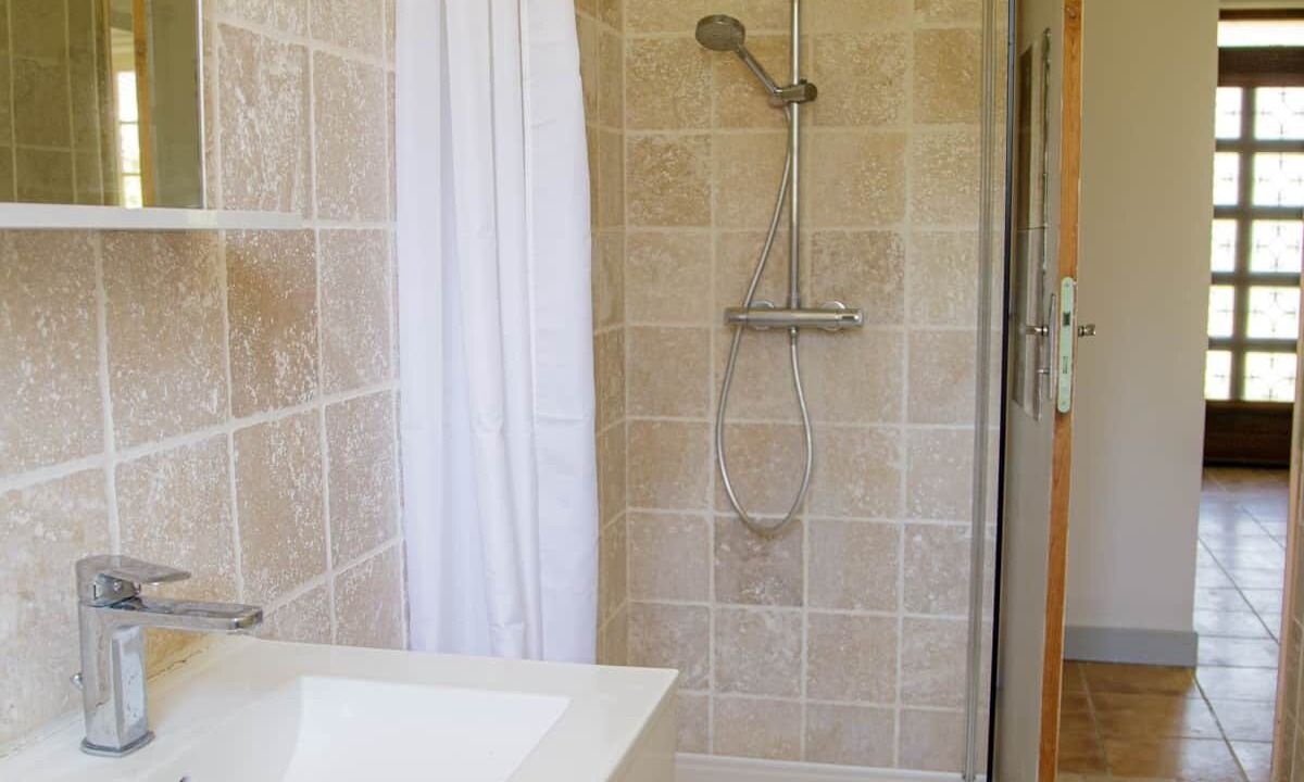 Photo of Bathroom in Poullignac