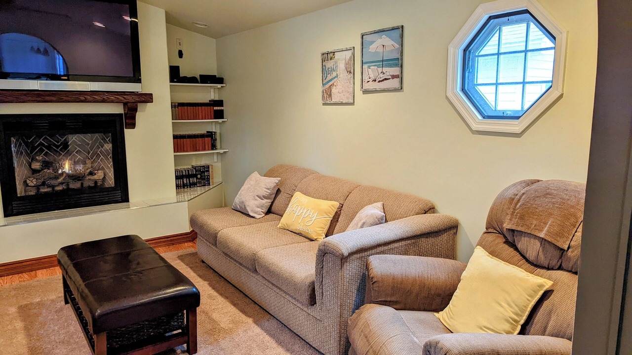 Photo of Livingroom in Port Austin