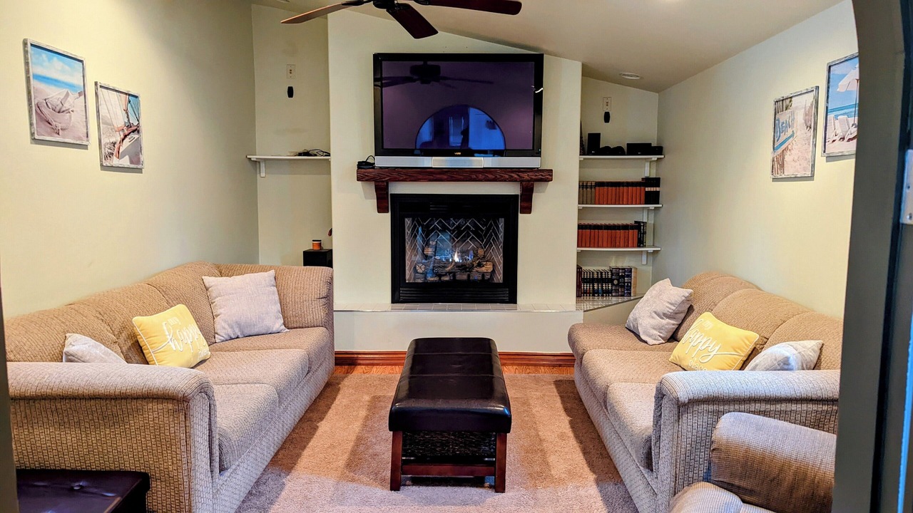 Photo of Livingroom in Port Austin