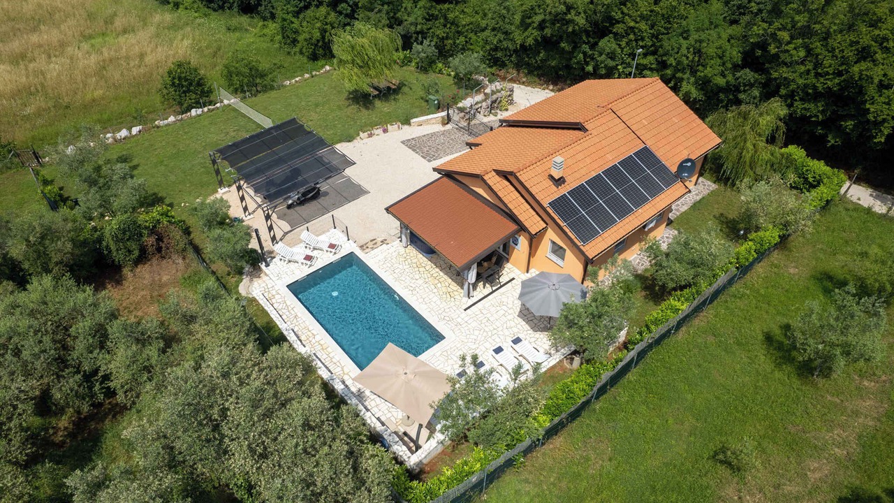 Photo of Outdoor in Radini