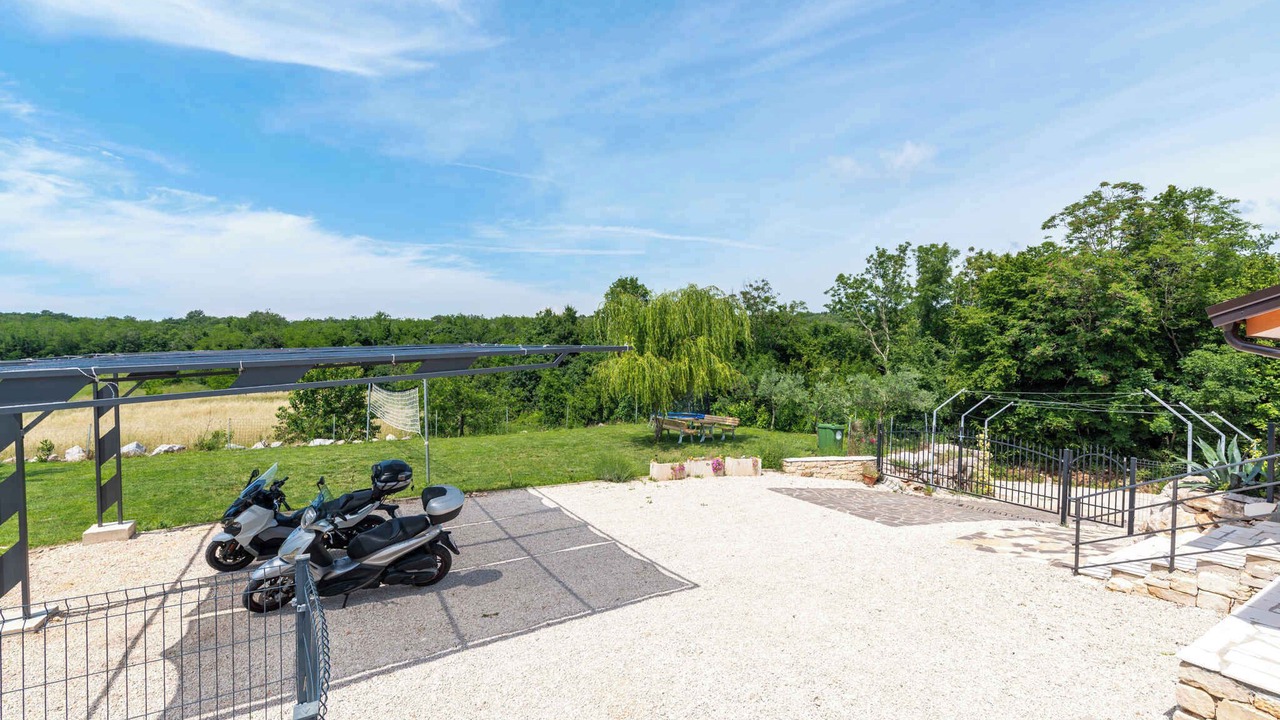Photo of Outdoor in Radini