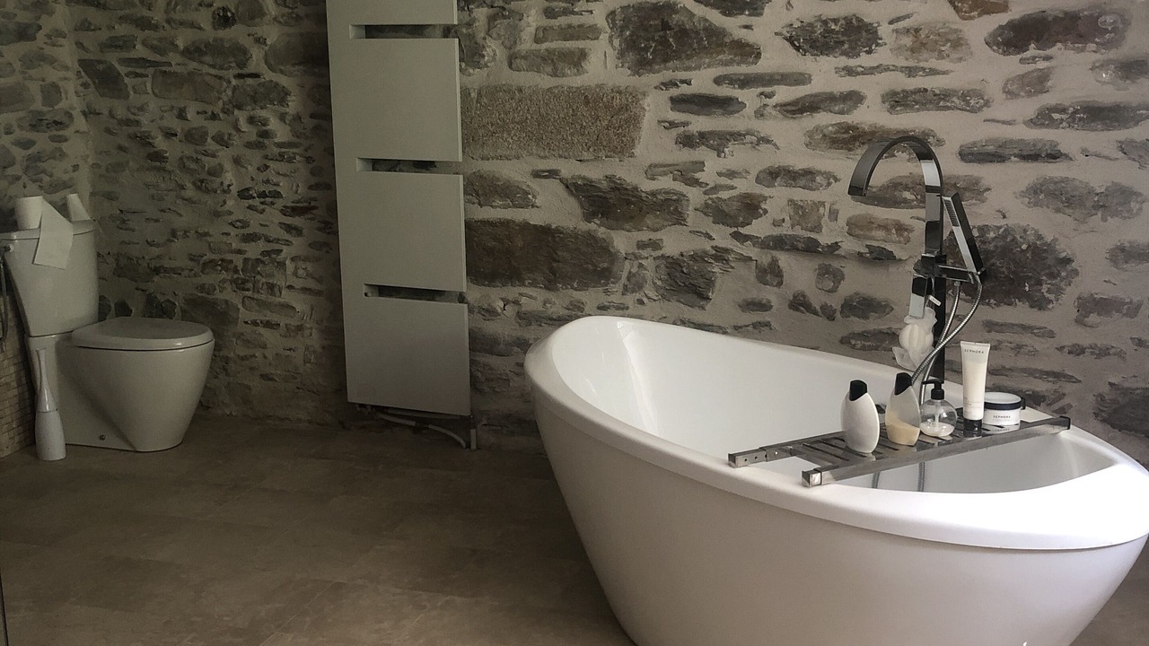 Photo of Bathroom in Miraval-Cabardes