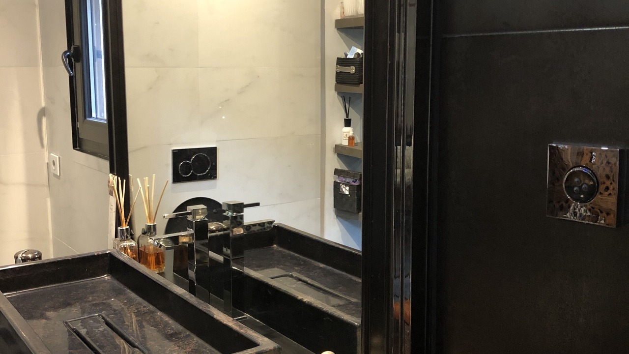 Photo of Bathroom in Miraval-Cabardes