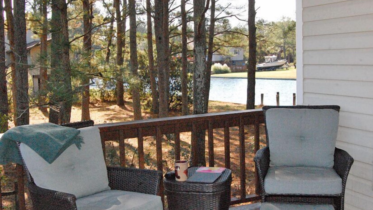 Photo of Others in Deep Hole