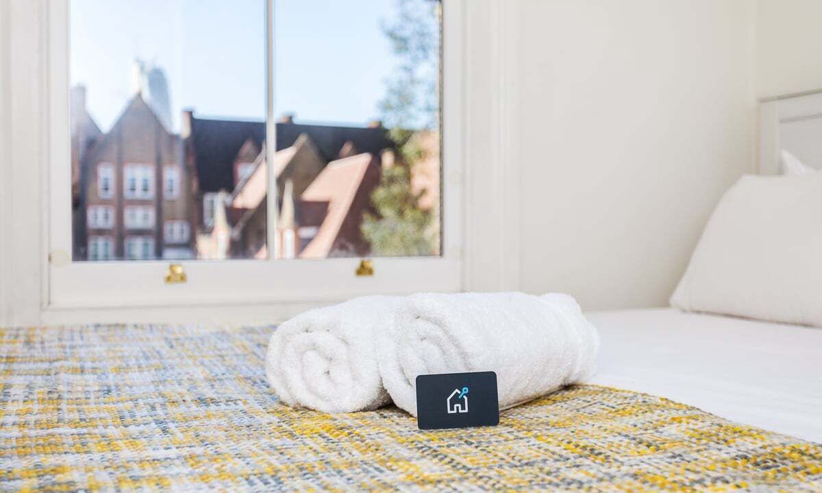 Photo of Bedroom in North Kensington