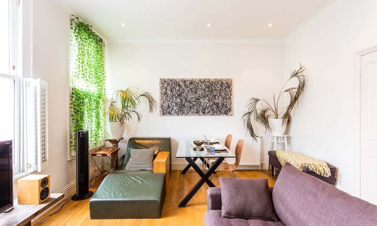 Photo of Livingroom in North Kensington
