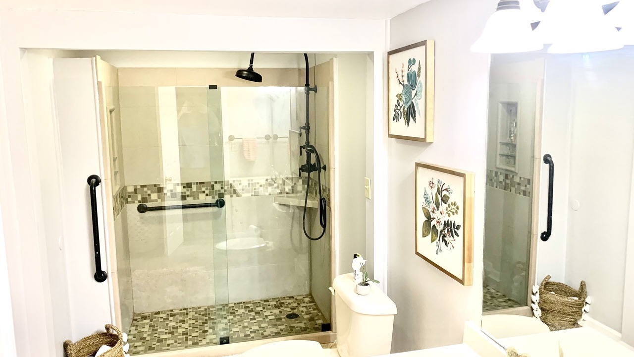 Photo of Bathroom in Hardy
