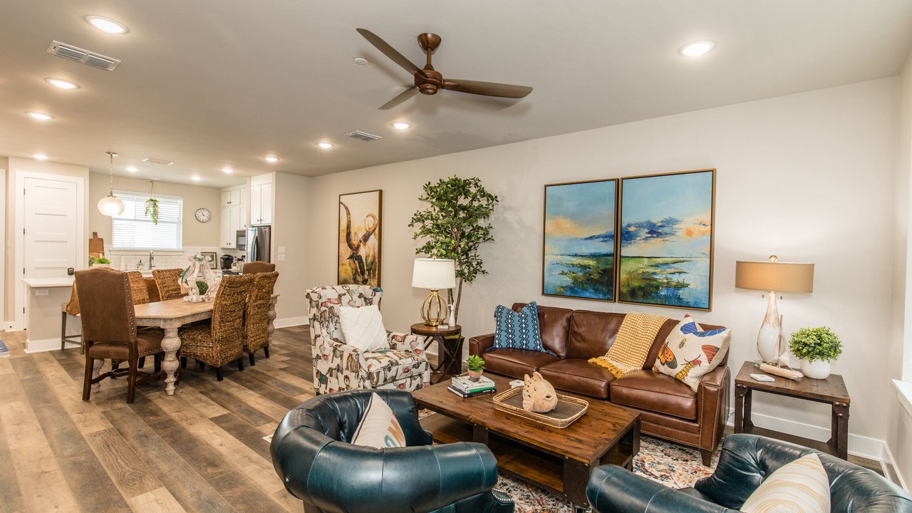 Photo of Livingroom in Graford