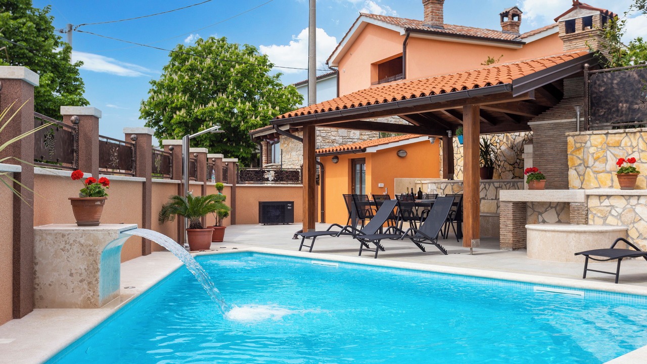 Photo of Outdoor in Labinci