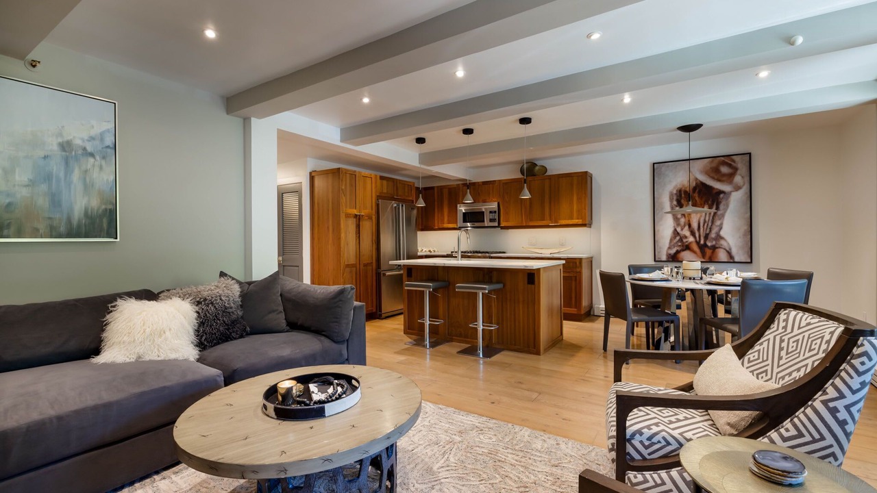 Photo of Livingroom in Aspen