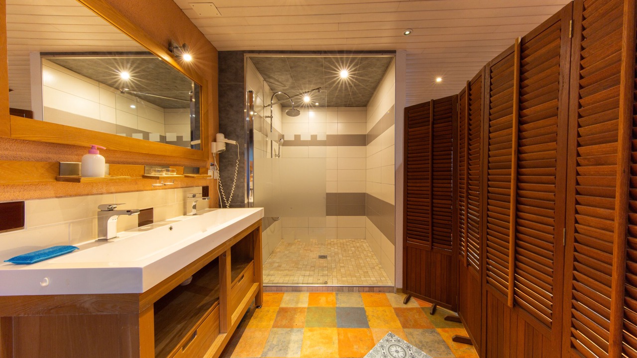 Photo of Bathroom in Osenbach