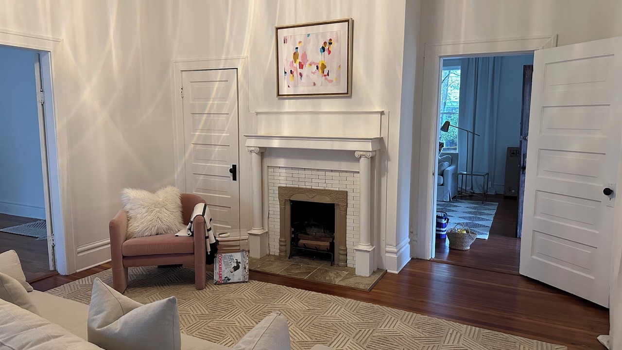 Photo of Livingroom in Five Points South