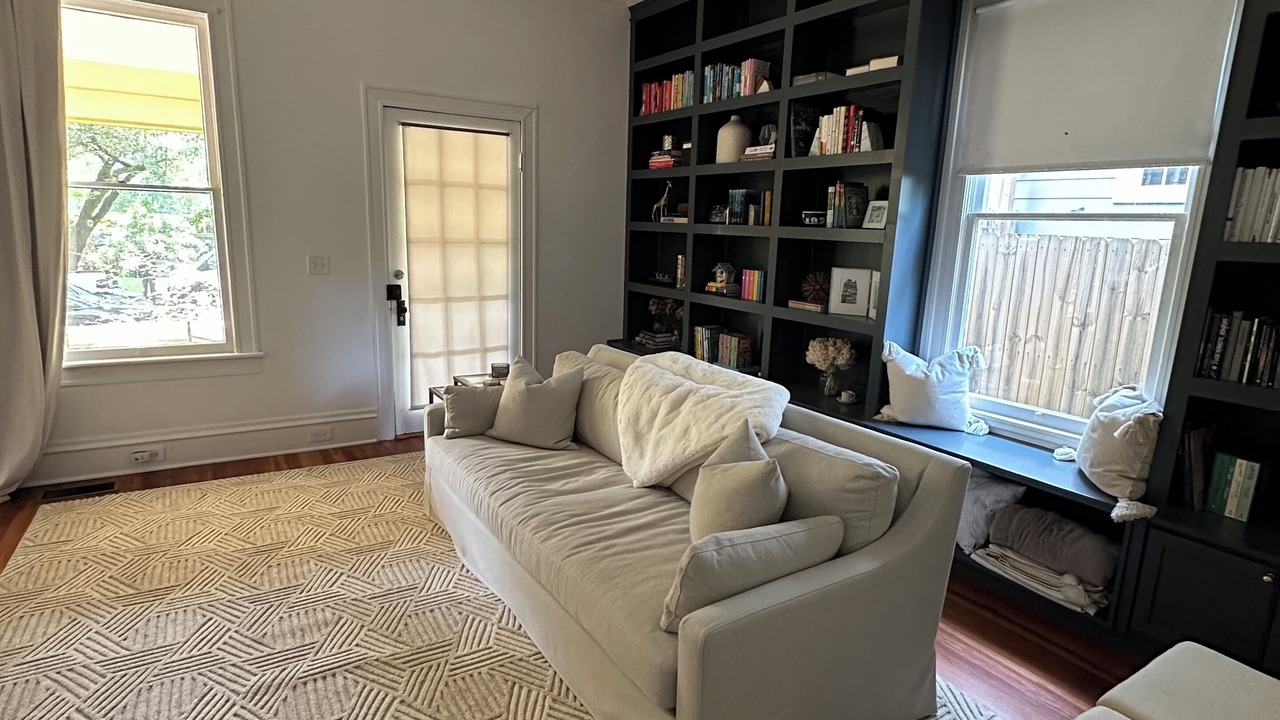 Photo of Livingroom in Five Points South