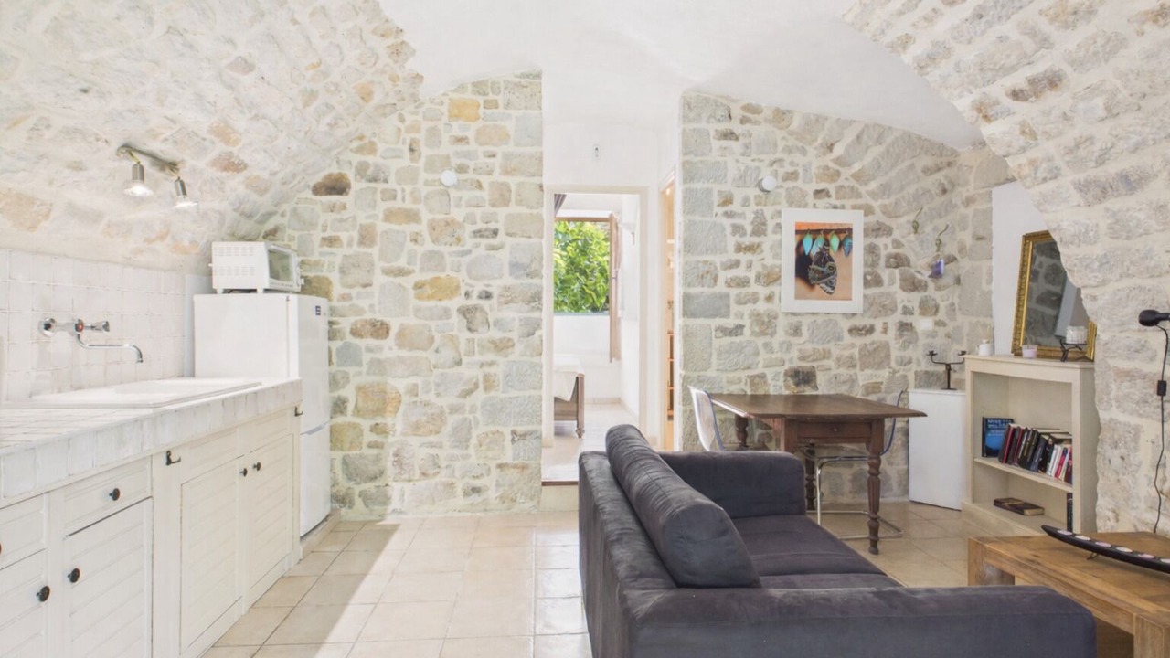 Photo of Livingroom in Largentiere