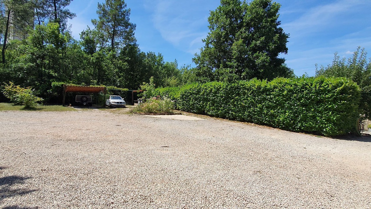 Photo of Outdoor in Largentiere