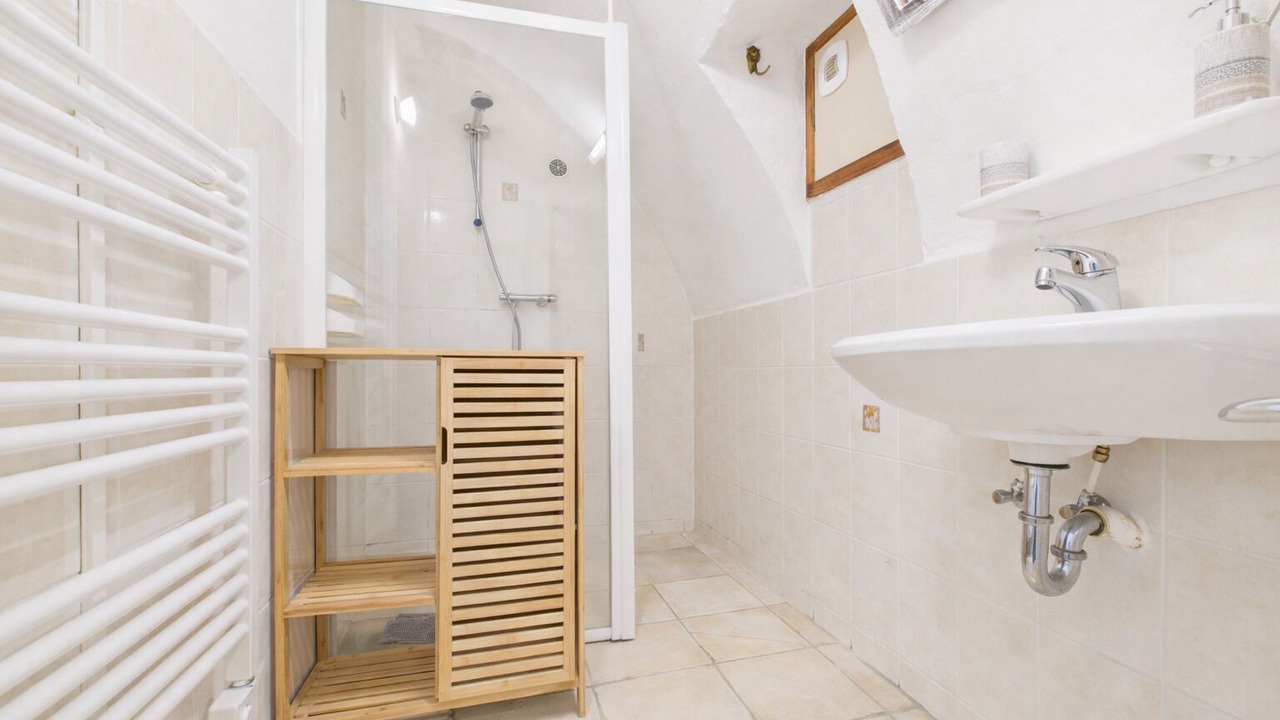 Photo of Bathroom in Largentiere