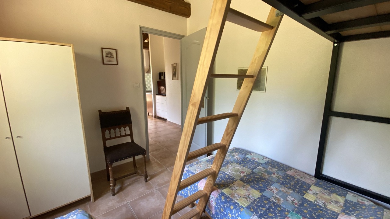 Photo of Bedroom in Doissat