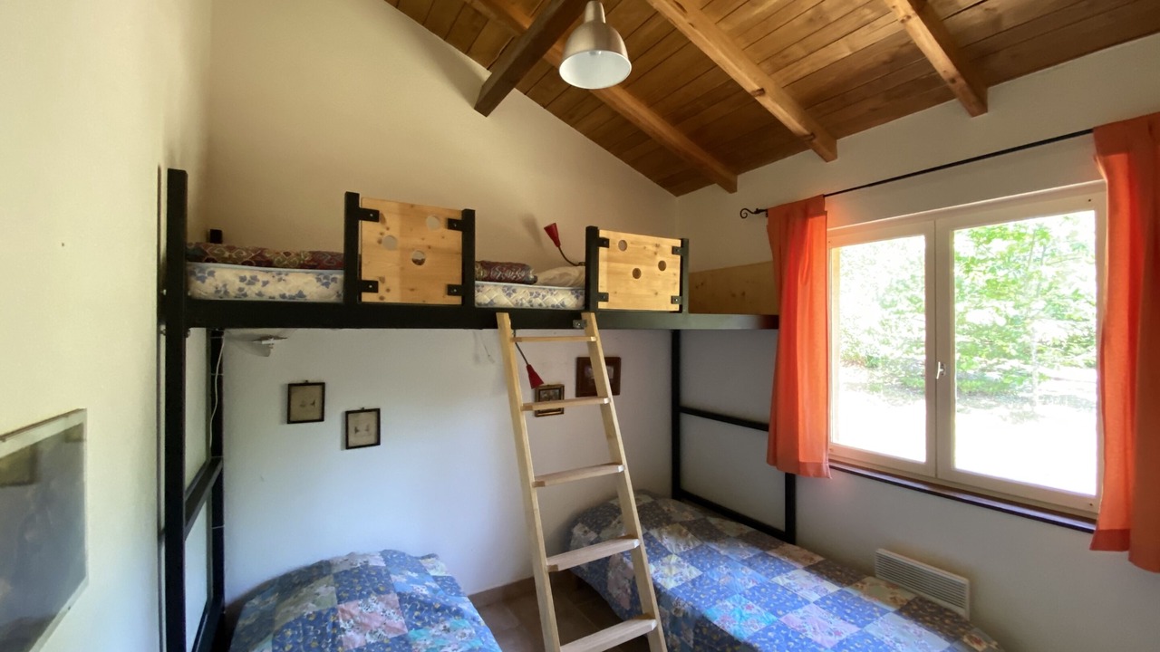 Photo of Bedroom in Doissat