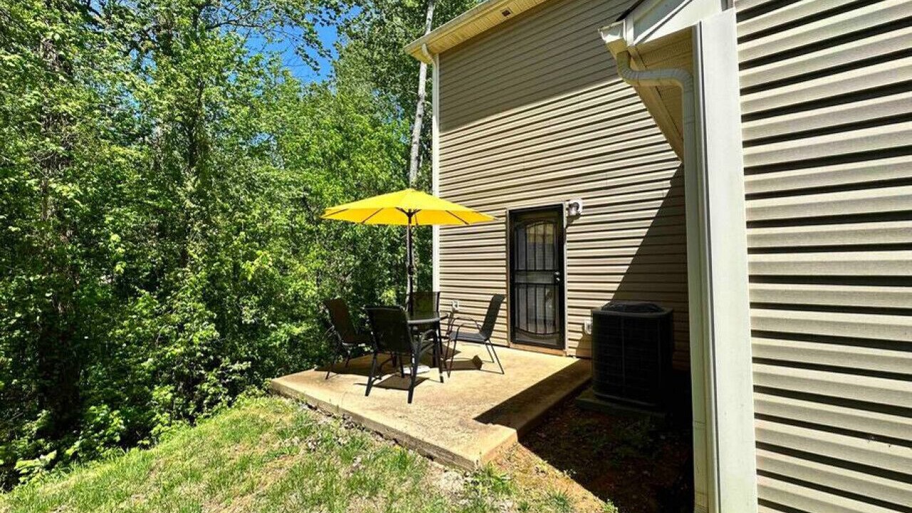 Photo of Outdoor in Oakdale