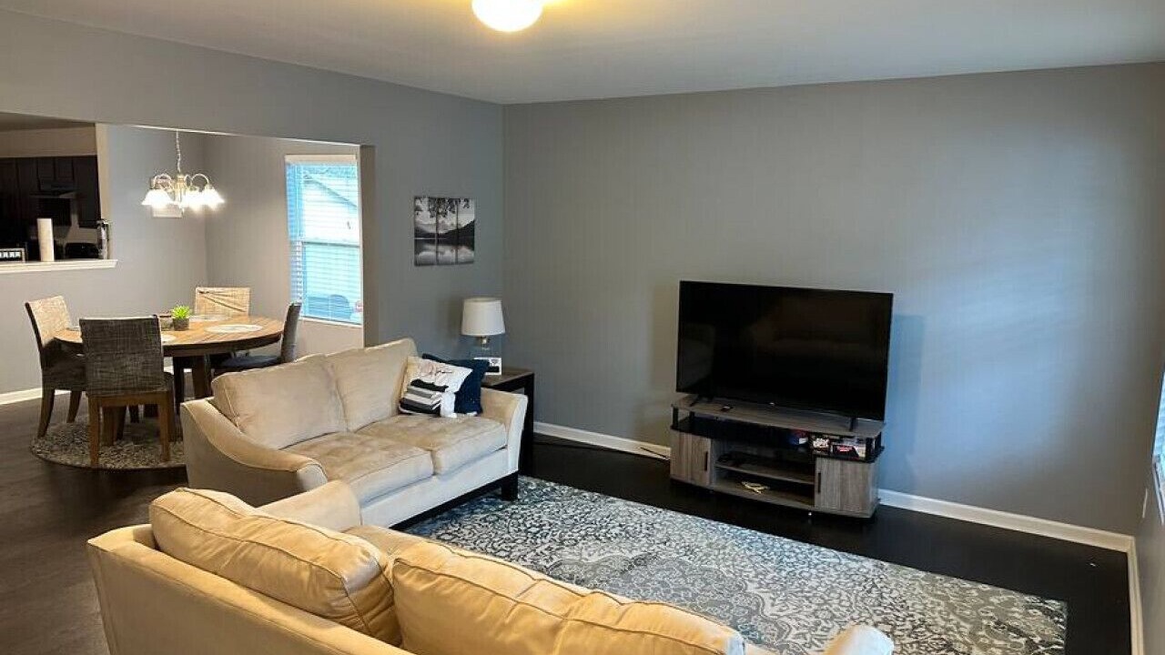 Photo of Livingroom in Oakdale