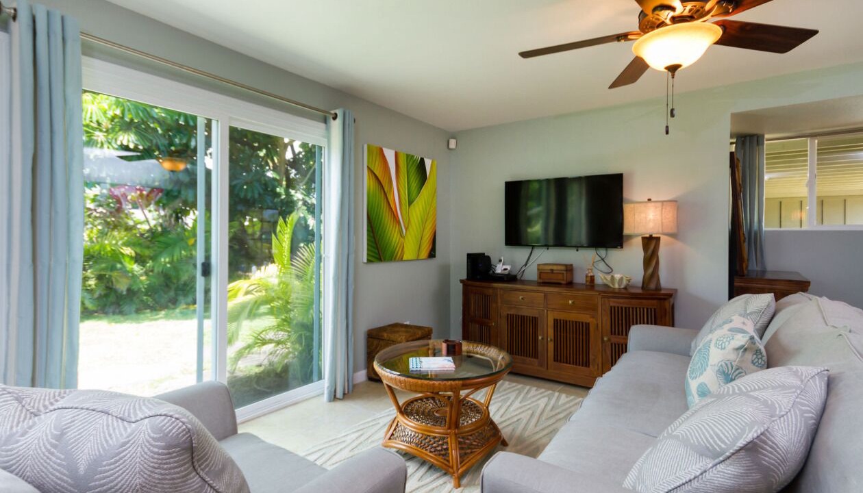 Photo of Livingroom in Waimanalo Beach