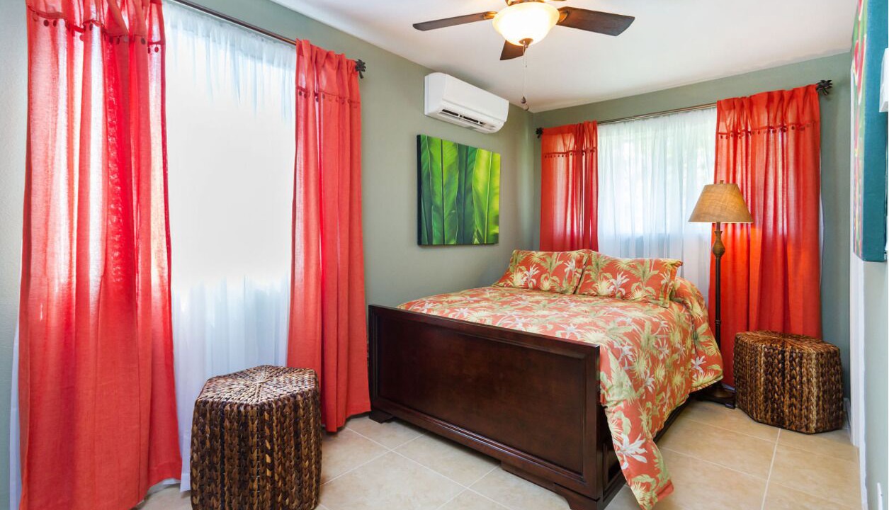 Photo of Bedroom in Waimanalo Beach