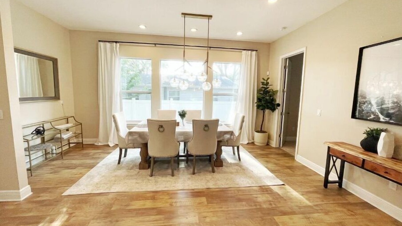 Photo of Livingroom in Ballast Point